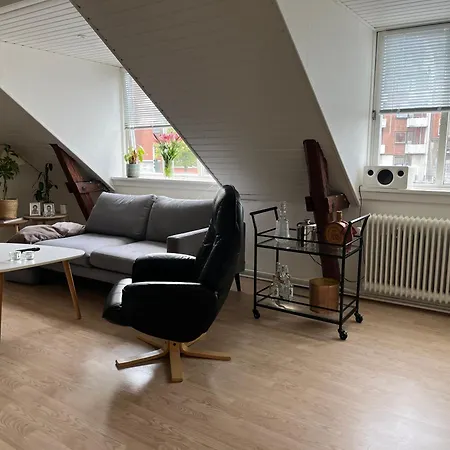 Lejlighed Centrally Located In The Heart Of With Lovely View